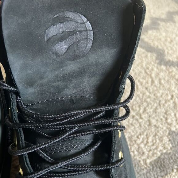 Timberland X NBA Toronto Raptors boys size 7 women size 9 Boots Black in GUC - Picture 4 of 10